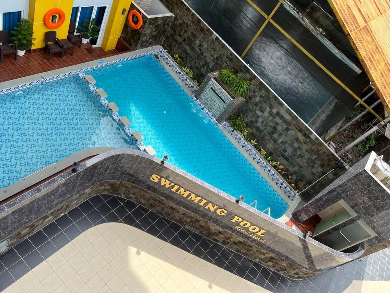 Kirei Hotel Bantaeng ภายนอก รูปภาพ